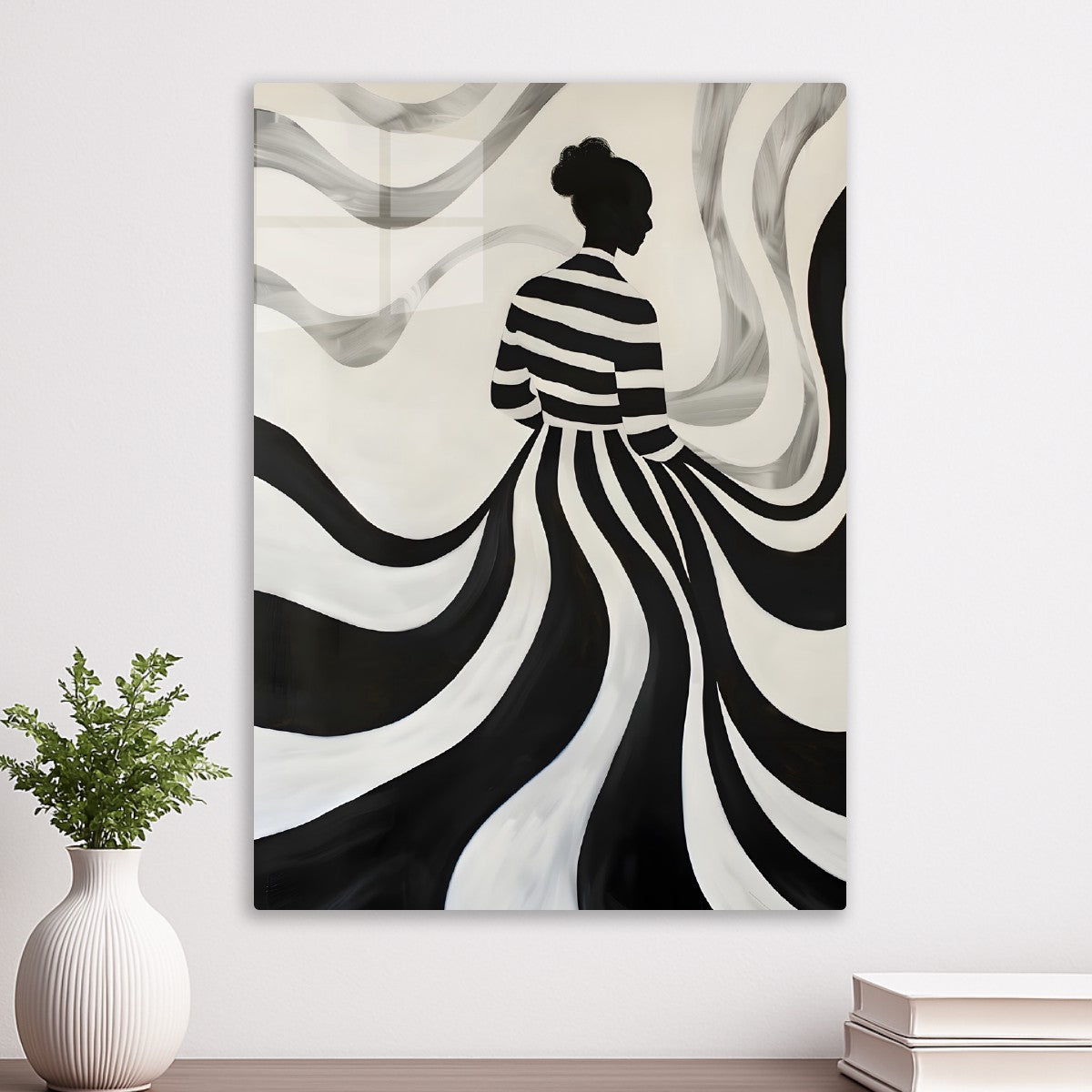 Flowing Stripes Black White