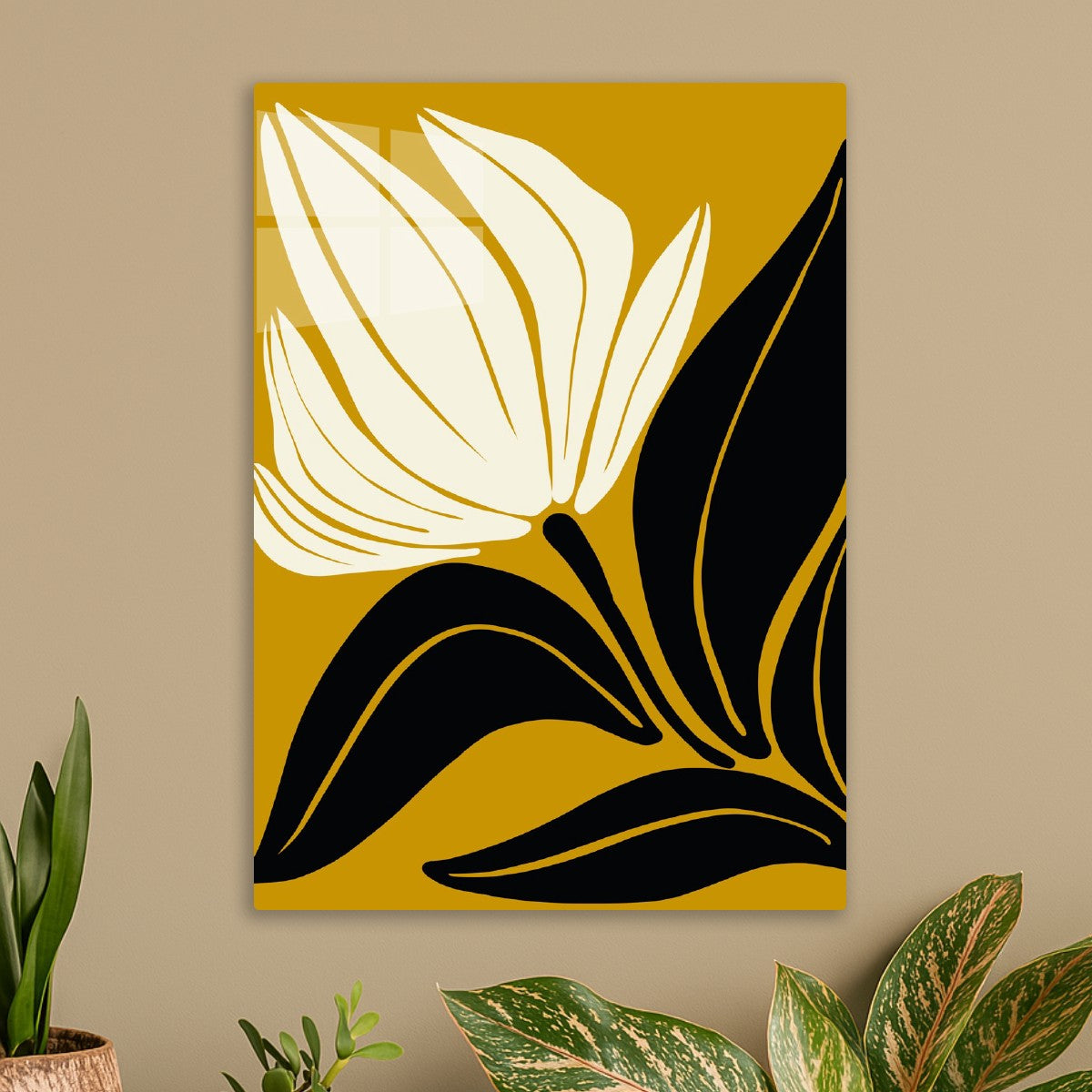 Golden Minimalist Flower