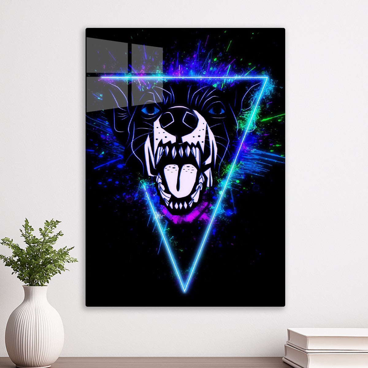 Triangular Dog Growl