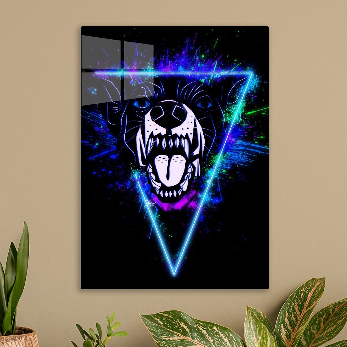 Triangular Dog Growl