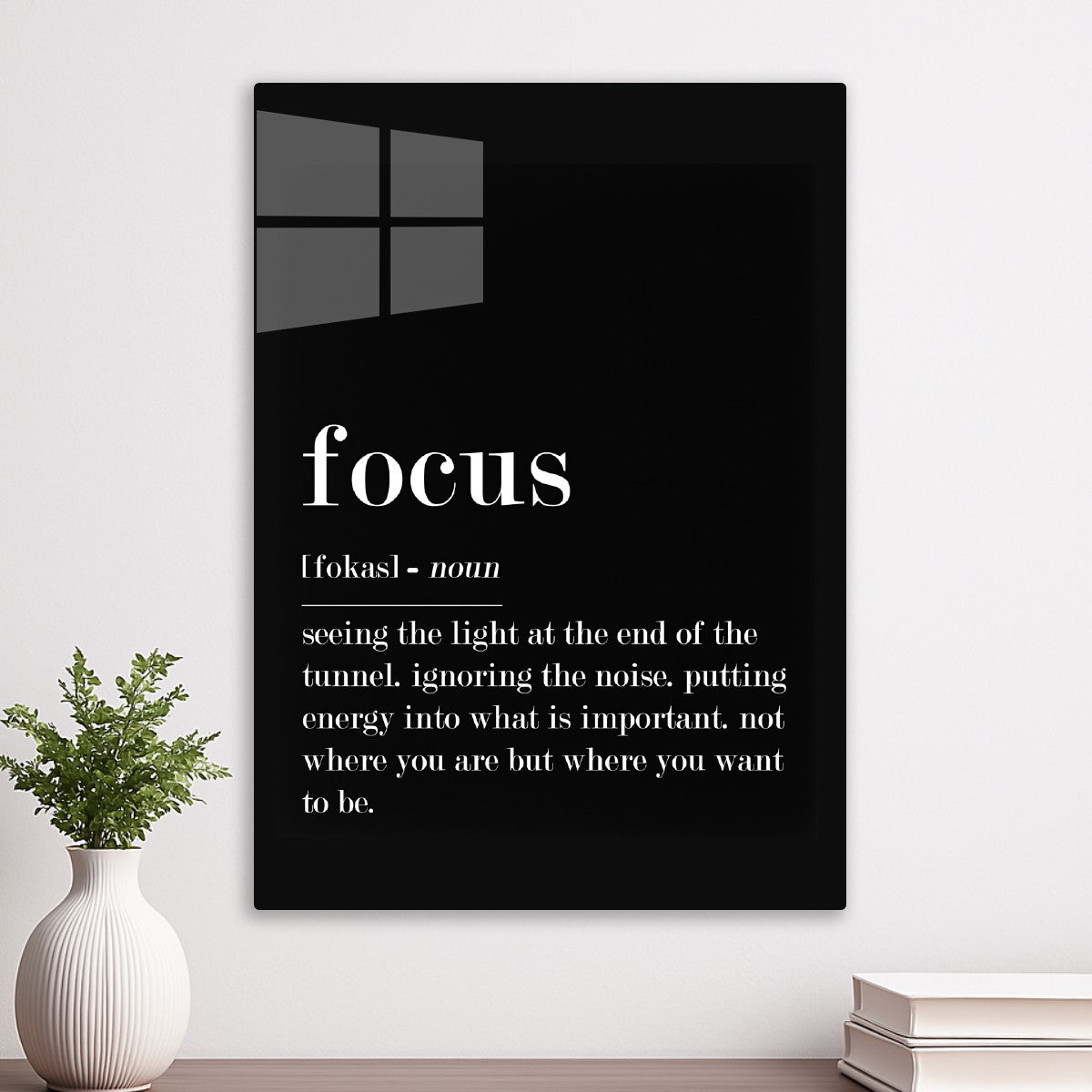 Focus definition black background
