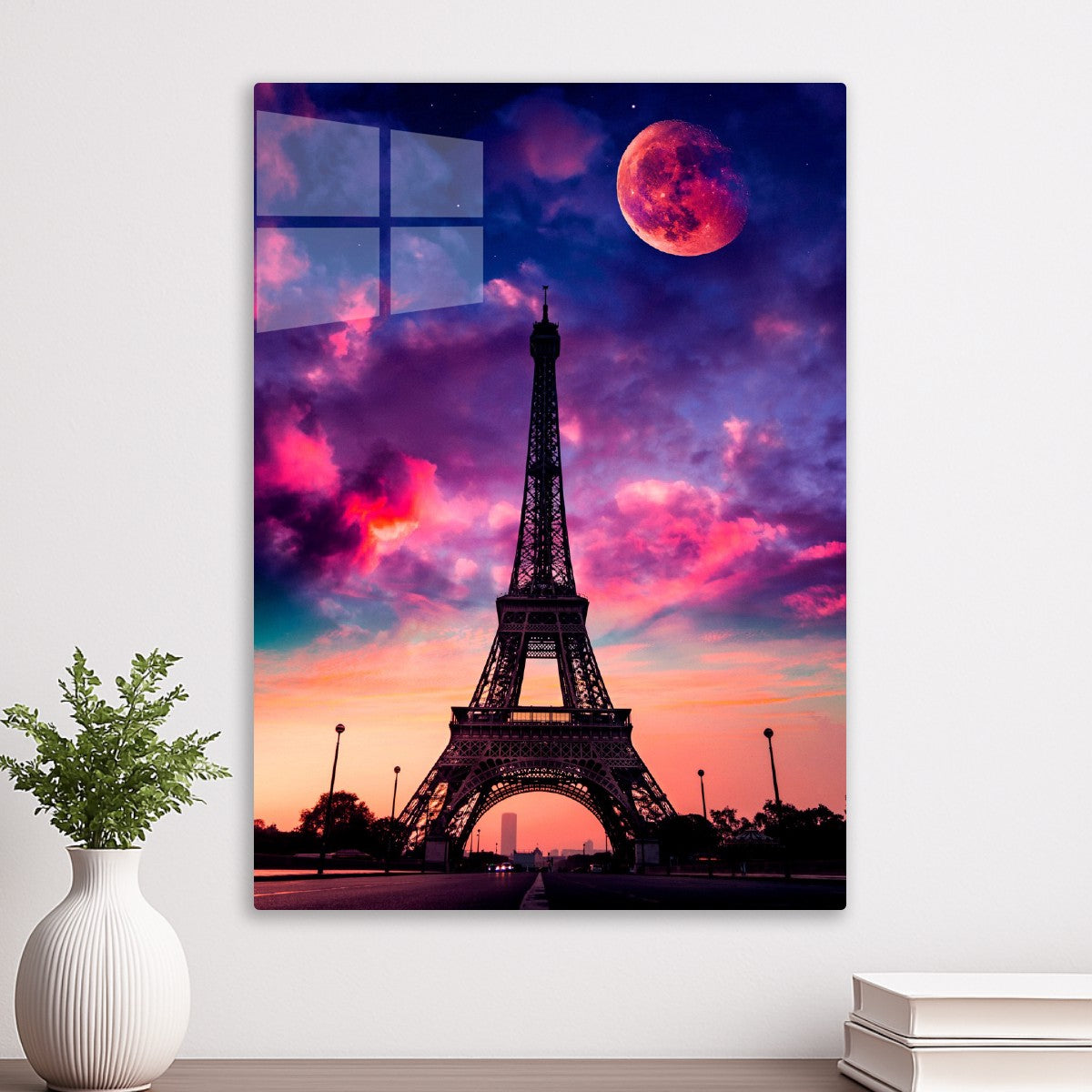 Eiffel Purple Glow