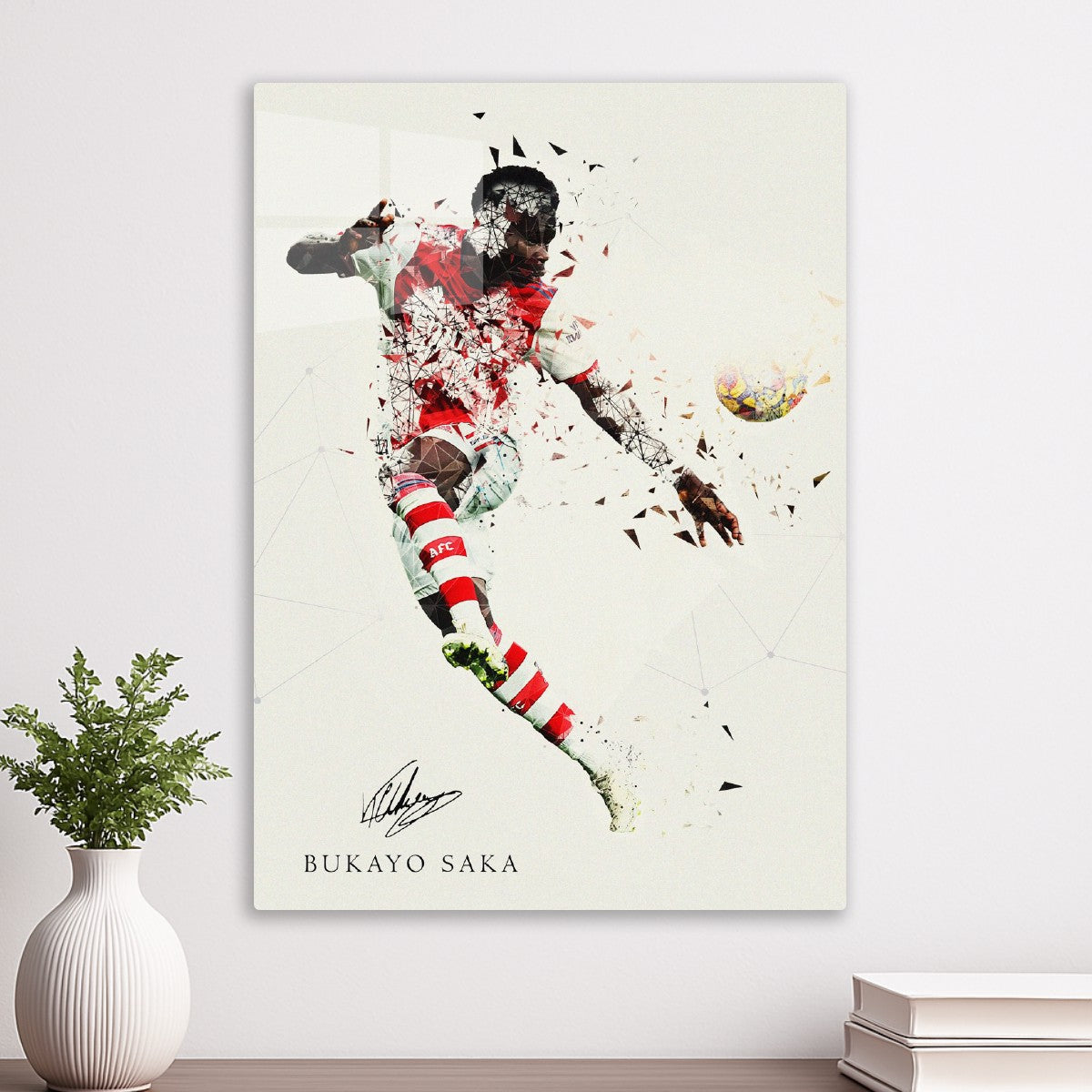 Bukayo Saka lift the ball