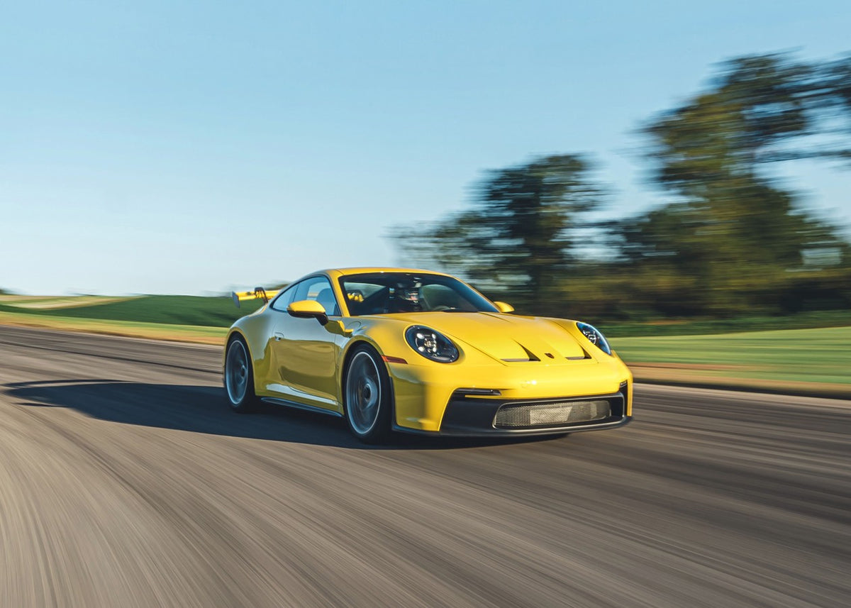 Speeding Yellow GT3